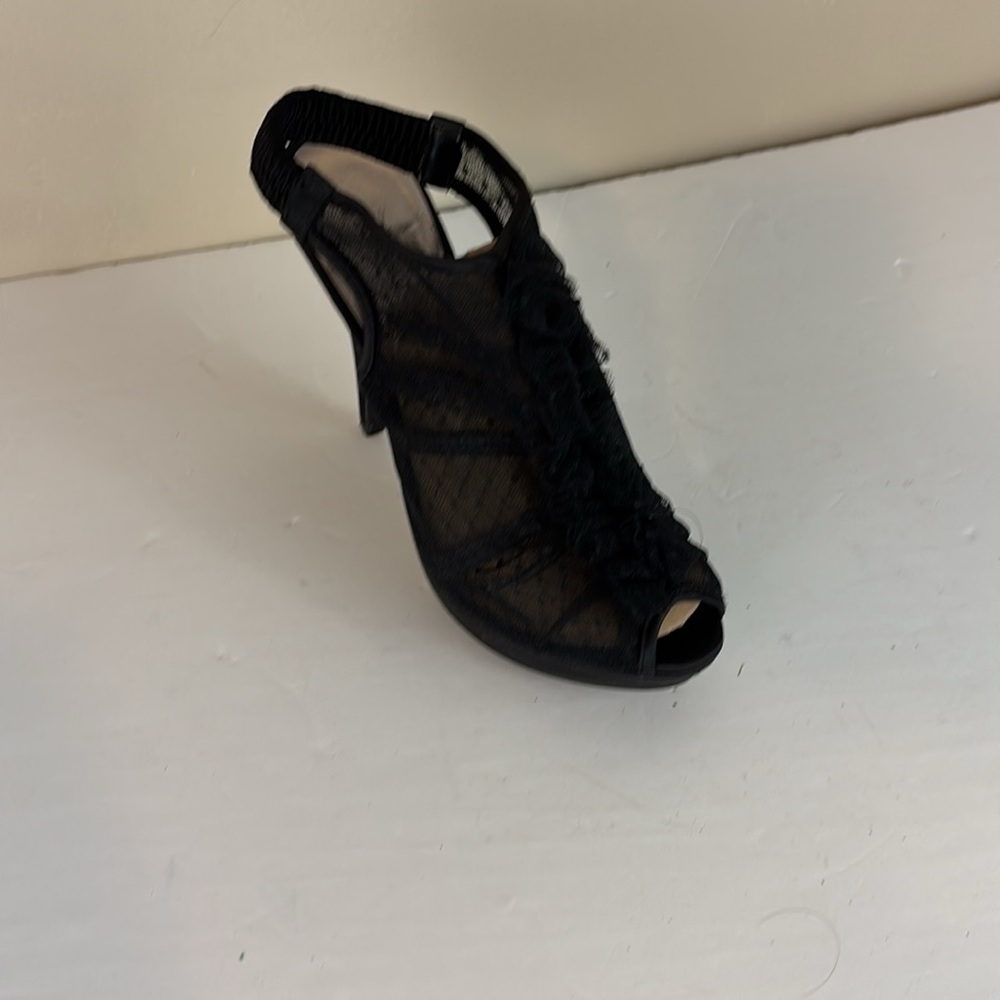 Chinese Laundry Platform Black Lace Peep Toe High Heels Size 9